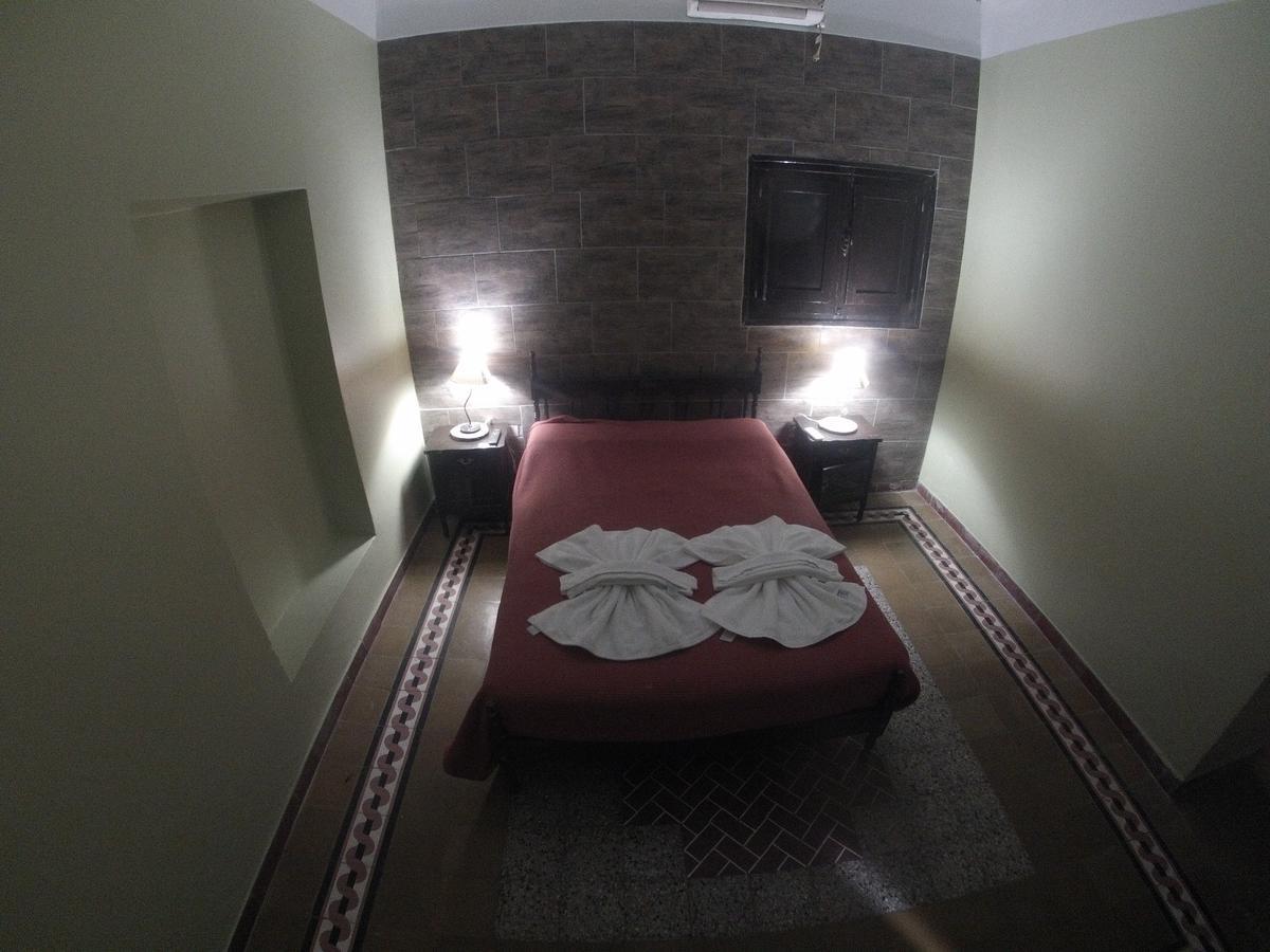 Hostal Sante Tinogasta Bagian luar foto