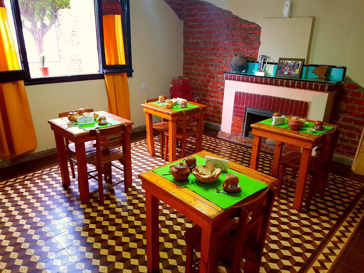 Hostal Sante Tinogasta Bagian luar foto