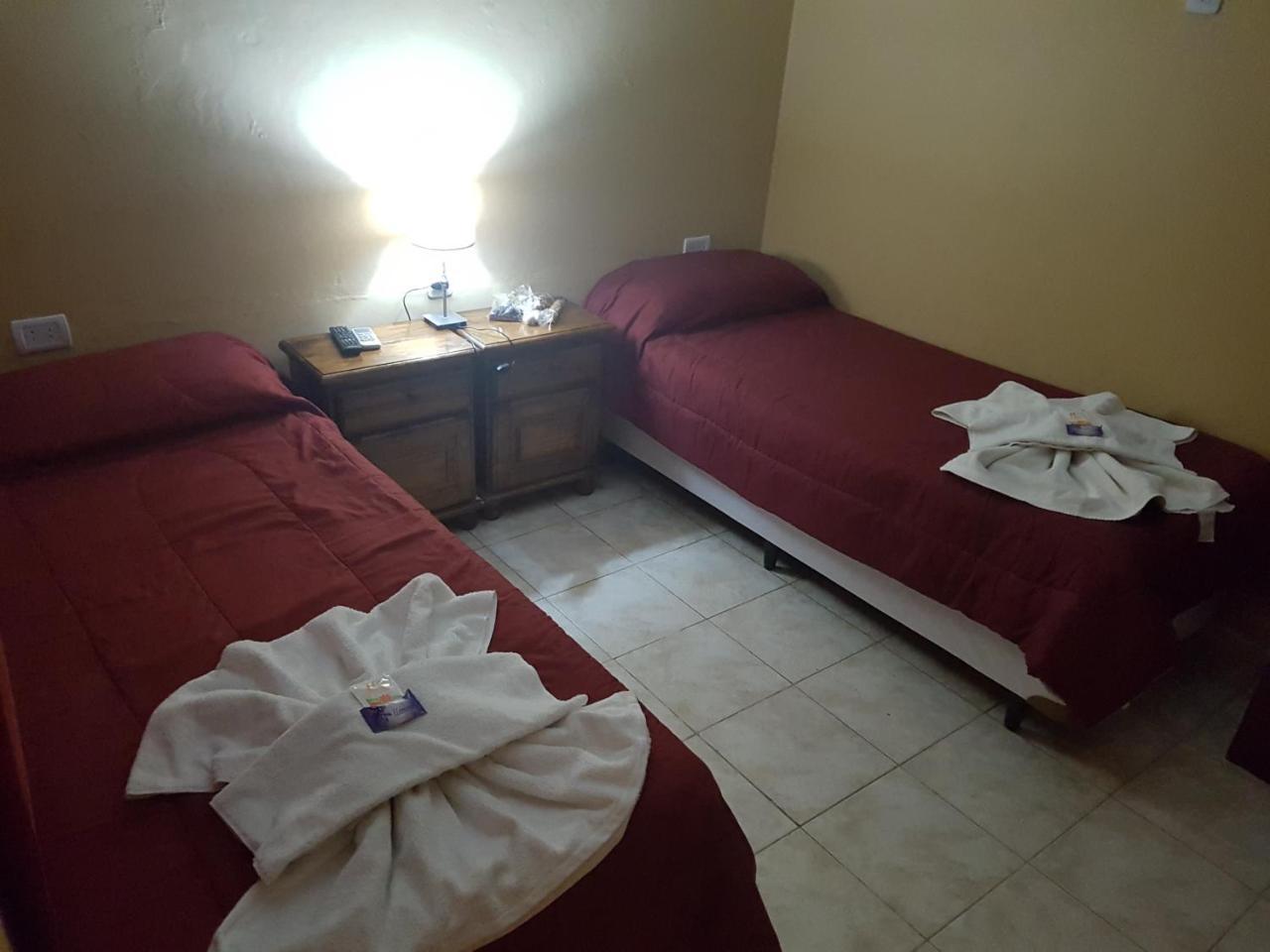 Hostal Sante Tinogasta Bagian luar foto