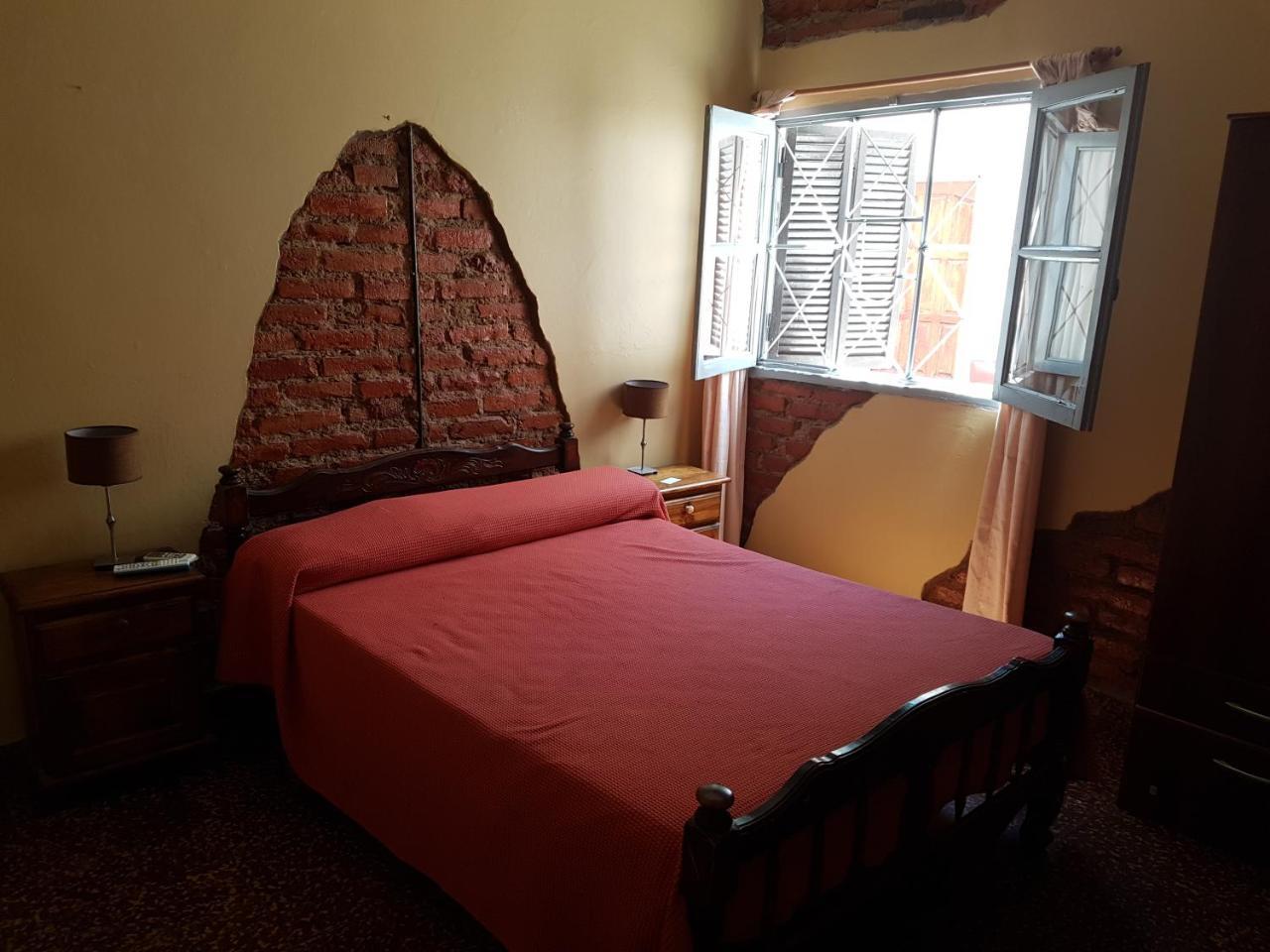 Hostal Sante Tinogasta Bagian luar foto